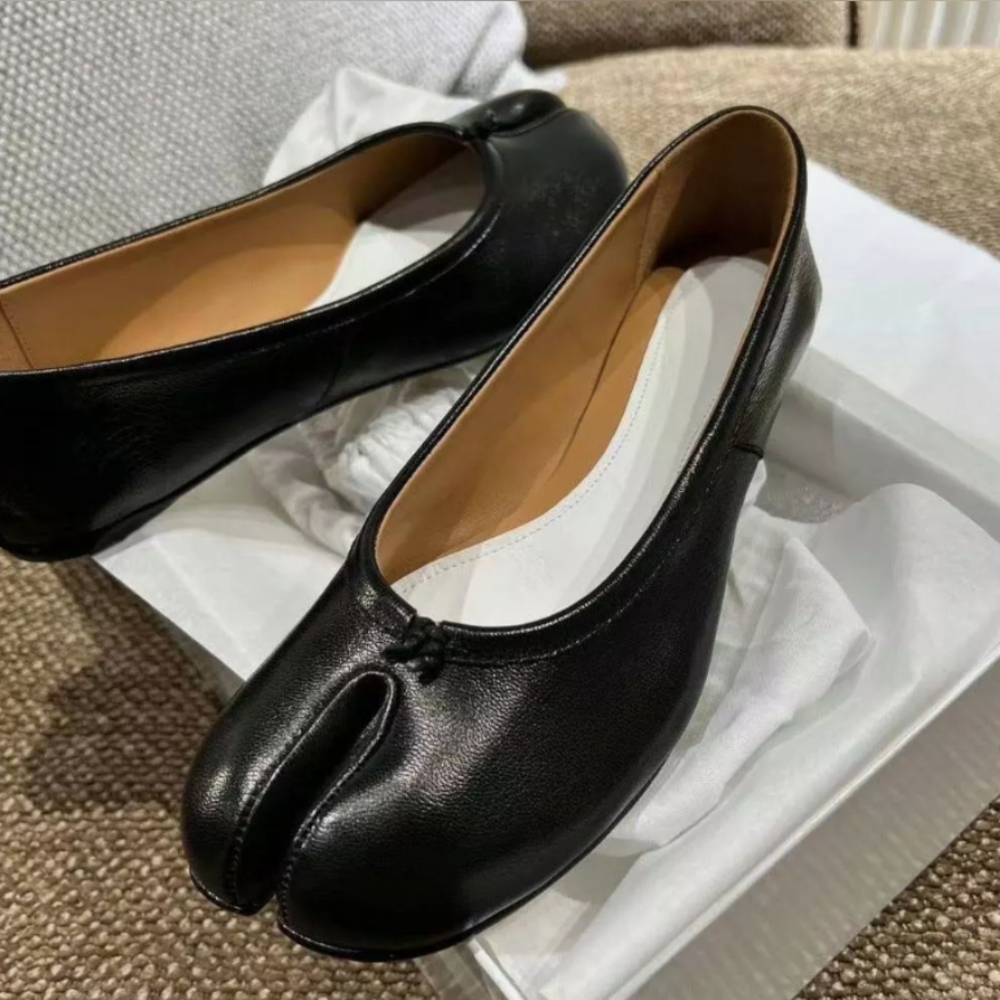 Maison Margiela Tabi Ballet Shoes Size US8 Black From Japan - Picture 1 of 5